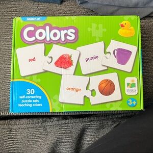 2/$10 Match It! Colors Puzzle Set